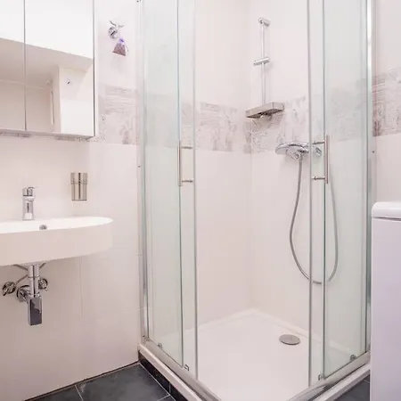 Sukromny Staromestsky V Uzasnej Lokalite/cozy Old-town In A Great Neighborhood Apartman