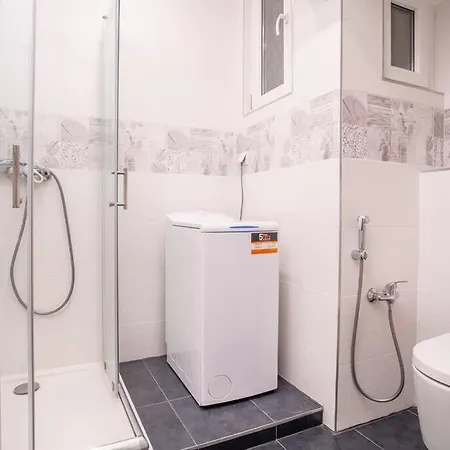 Apartman Sukromny Staromestsky V Uzasnej Lokalite/cozy Old-town In A Great Neighborhood