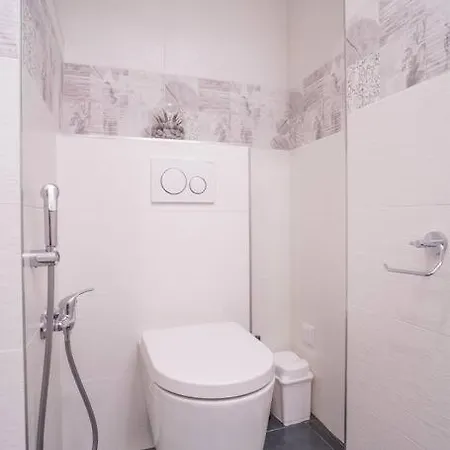 Apartman Sukromny Staromestsky V Uzasnej Lokalite/cozy Old-town In A Great Neighborhood Pozsony