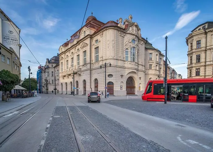 Sukromny Staromestsky V Uzasnej Lokalite/cozy Old-town In A Great Neighborhood Apartman Pozsony